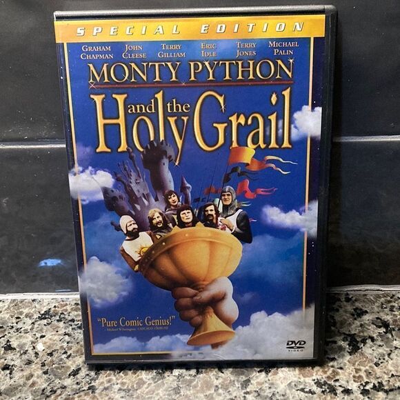 Monty Python and the Holy Grail Special Edition DVD - Picture 1 of 5